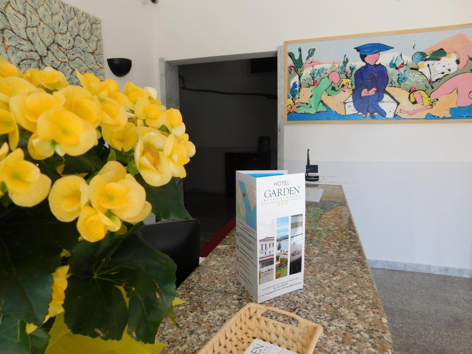 Hotel Garden Bocca Di Magra エクステリア 写真
