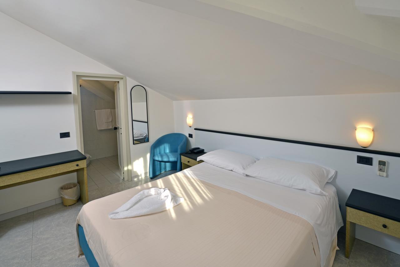 Hotel Garden Bocca Di Magra エクステリア 写真